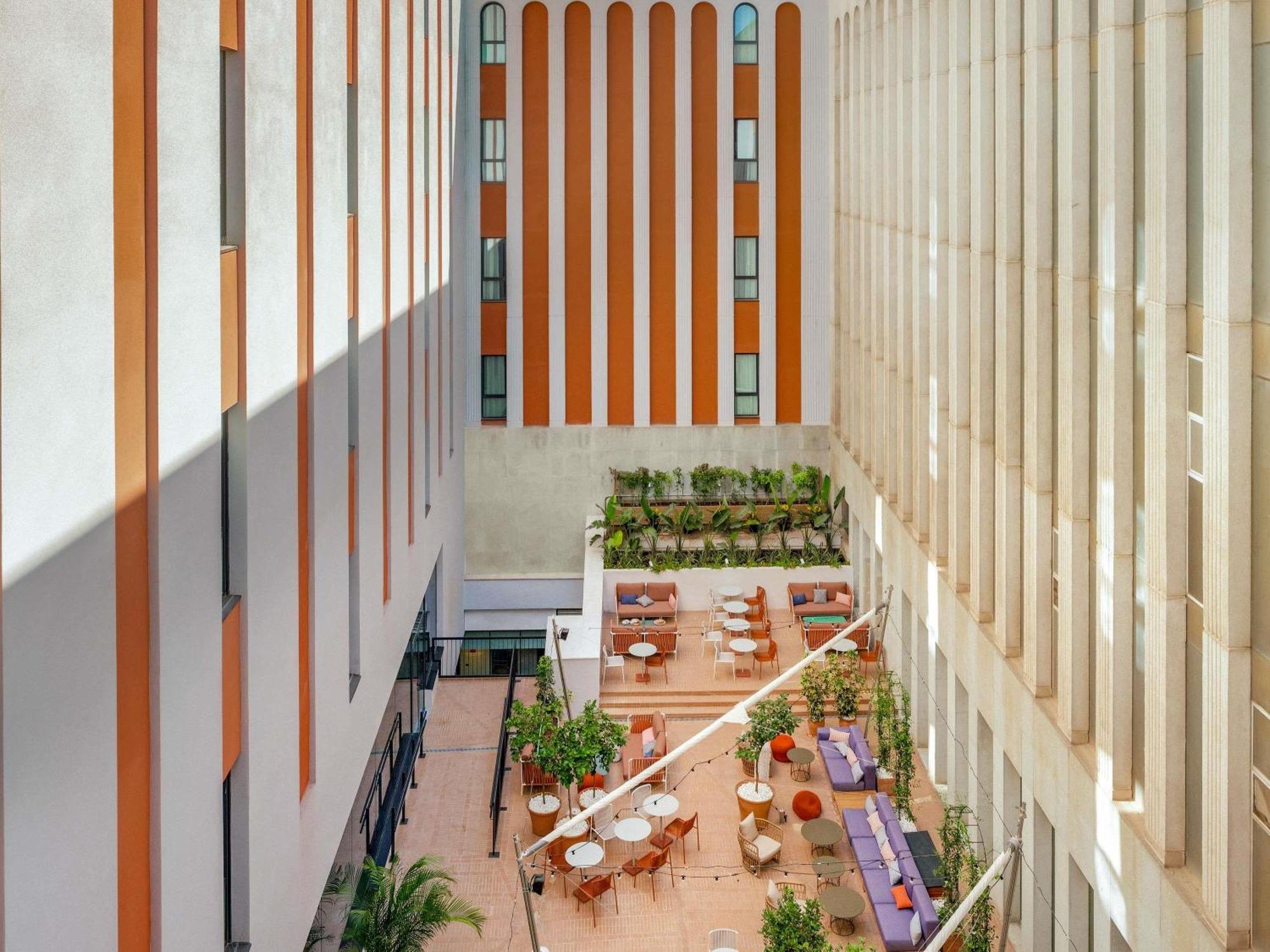 Ibis Styles Sevilla City Santa Justa Eksteriør bilde