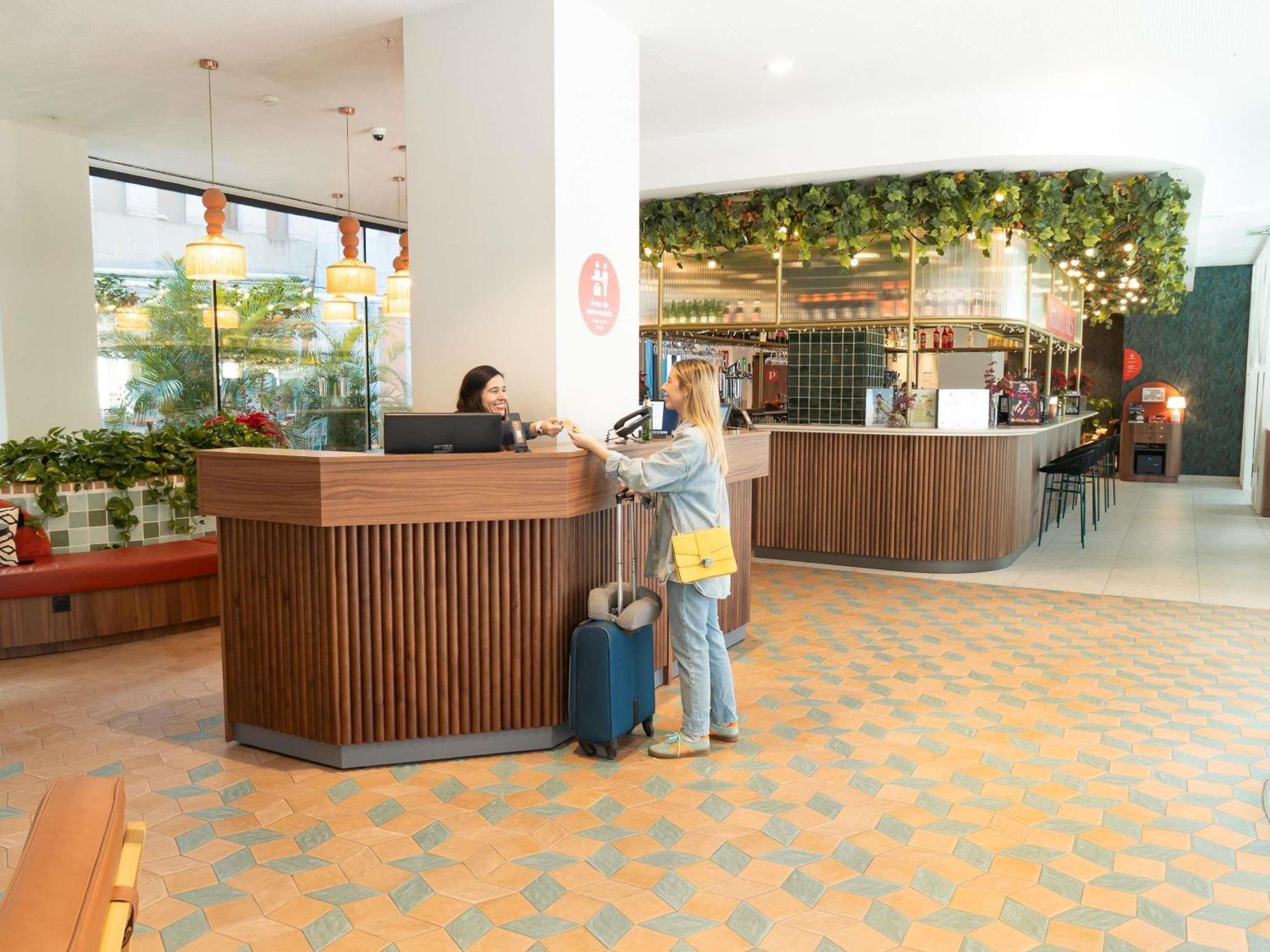 Ibis Styles Sevilla City Santa Justa Eksteriør bilde