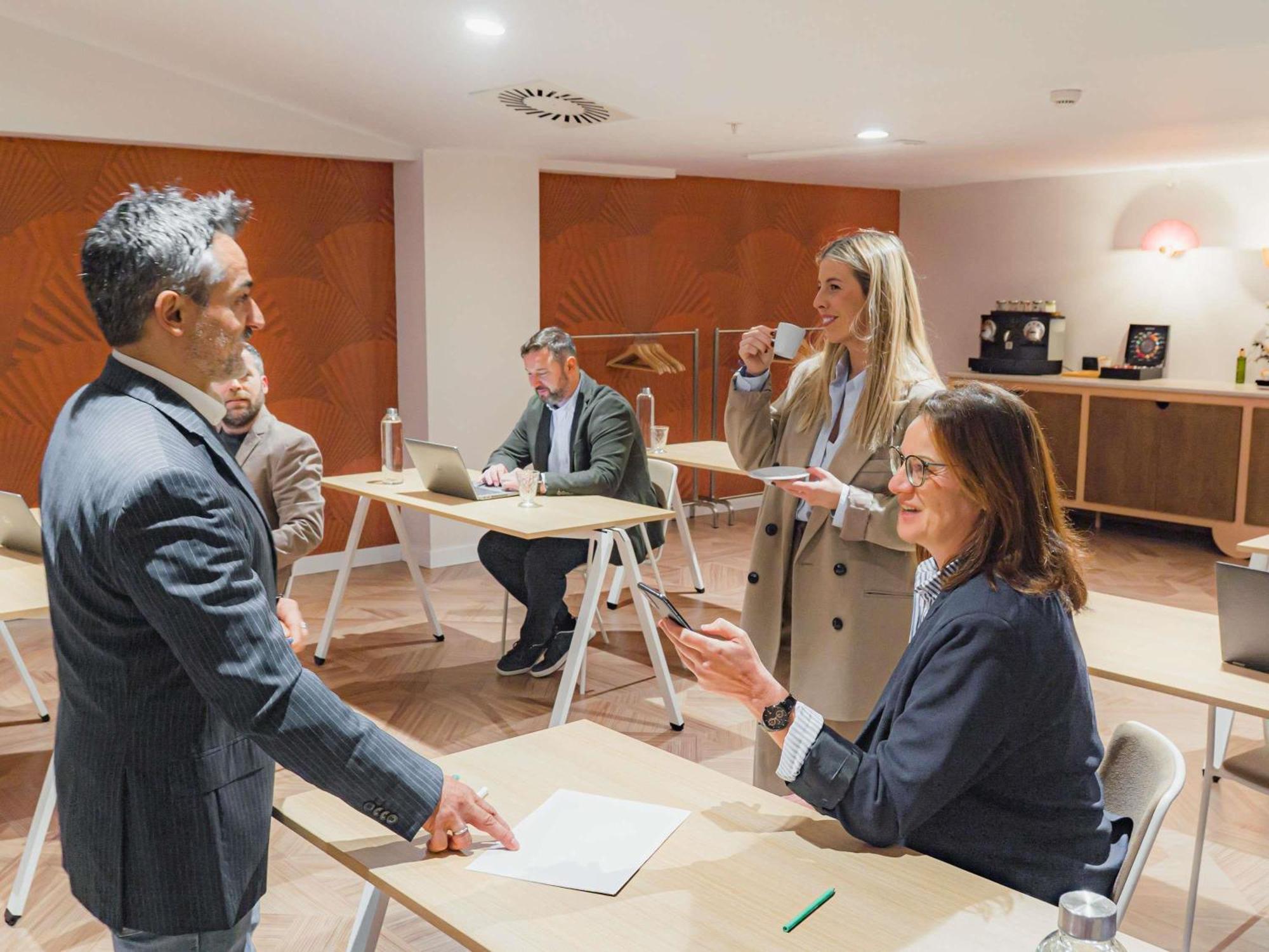 Ibis Styles Sevilla City Santa Justa Eksteriør bilde