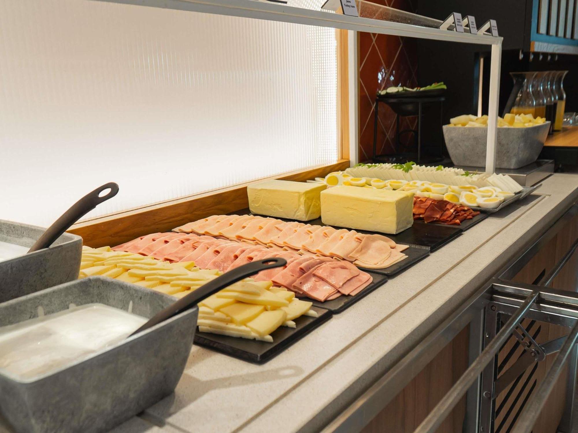 Ibis Styles Sevilla City Santa Justa Eksteriør bilde