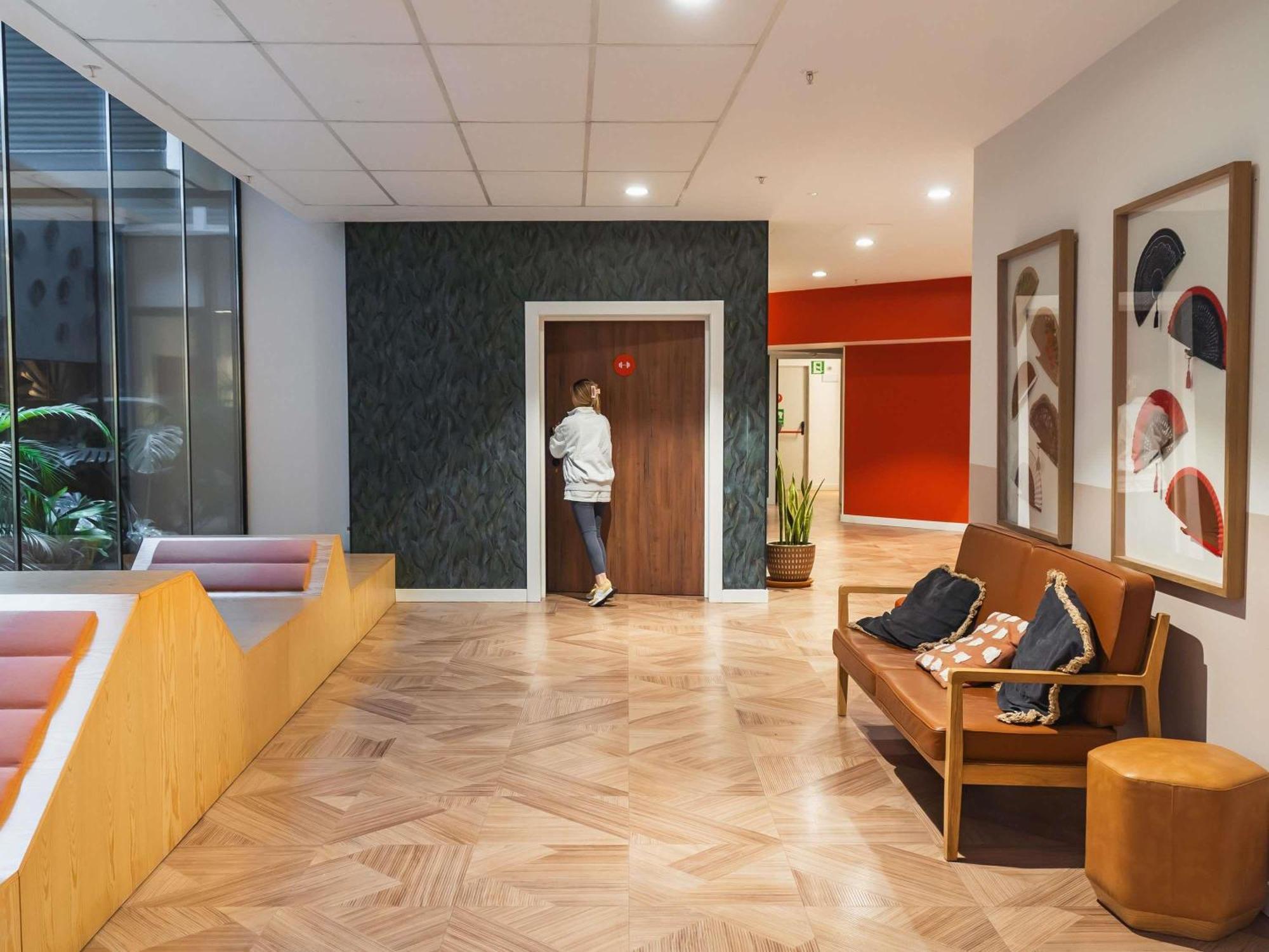 Ibis Styles Sevilla City Santa Justa Eksteriør bilde